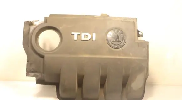 Skoda Octavia Mk2 (1Z) Engine cover (trim)