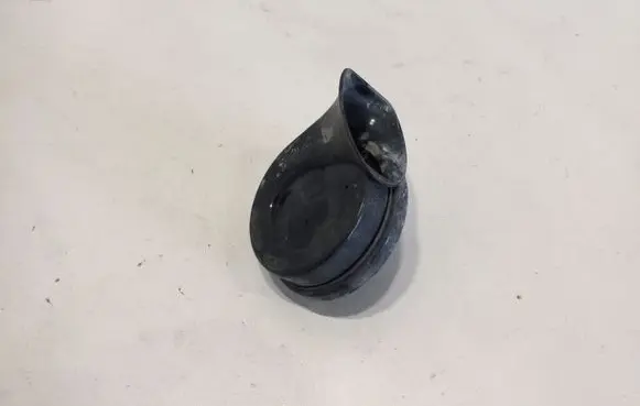 Audi A4 S4 B6 8E 8H Horn signal 8E0951221