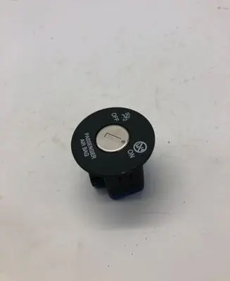 Hyundai Kona II Passenger airbag on/off switch 
