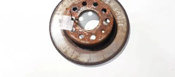 Volkswagen Caddy Rear brake disc neventiliuojamas