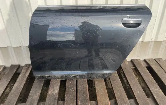 Rear door