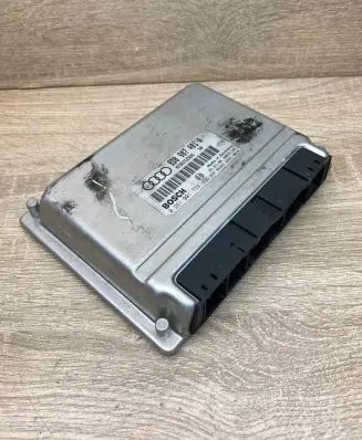 Audi A4 S4 B5 8D Engine control unit/module ECU 8D0907401A 0281001774