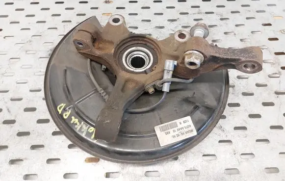 Front wheel hub
