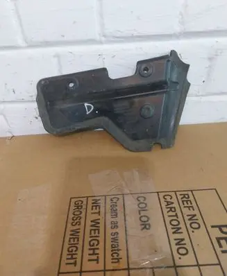 Renault Kangoo II Intercooler air guide/duct channel 8200617877