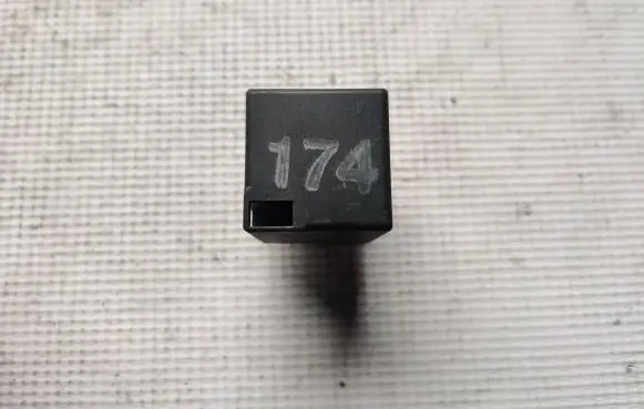 Audi A4 S4 B5 8D Other relay 1H0955529 72HV603