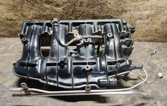 Audi A3 S3 8P Intake manifold 06F133201N 06F133482B