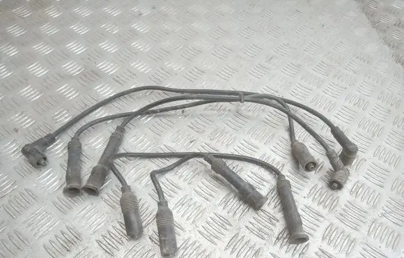 Volkswagen Golf III Ignition plug leads 