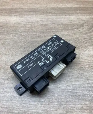 BMW 5 E39 Door control unit/module 8376070 5DK007358