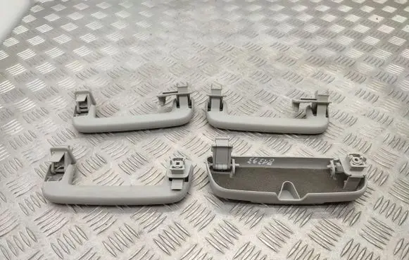 Ford B-MAX A set of handles for the ceiling 