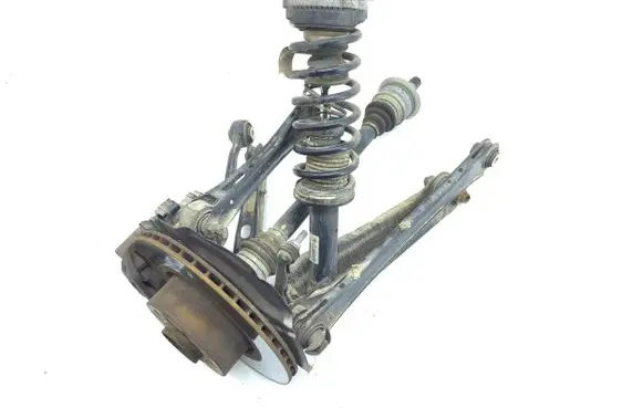 Rear wheel hub spindle/knuckle