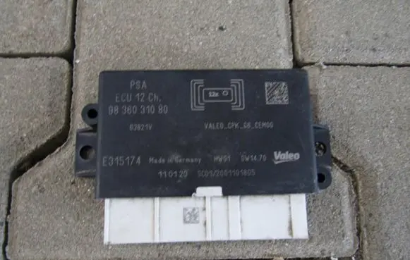 Citroen DS3 Parking PDC control unit/module 9836031080