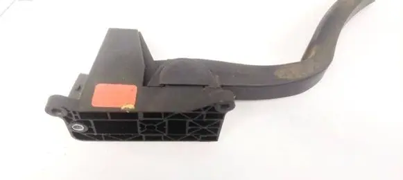 SsangYong Kyron Accelerator throttle pedal 2055009001 20550-09001