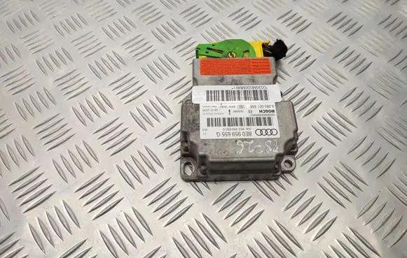Audi A4 S4 B7 8E 8H Airbag control unit/module 8E0959655G 0285001668