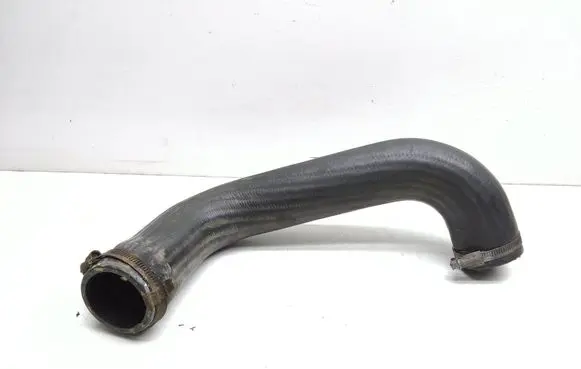 Volvo V40 Intercooler hose/pipe 31338095