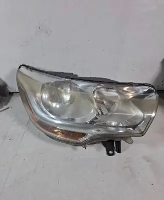 Citroen C4 II Headlight/headlamp