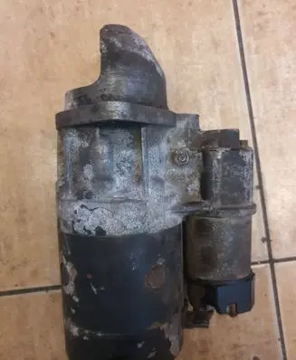 BMW 5 E39 Starter motor 12412242703 2242703