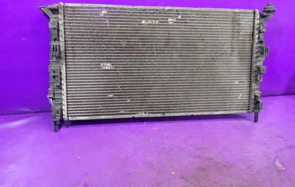 Mazda 3 I Coolant radiator