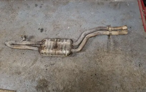 BMW 5 E39 Front muffler/silencer 10487201 7504993