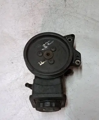 BMW 1 E81 E87 Power steering pump 7693974101
