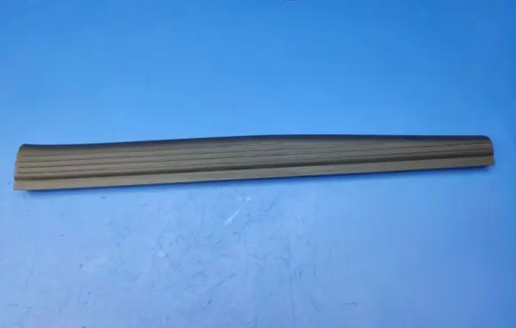 Mercedes-Benz E W211 Front sill trim cover A2116801835