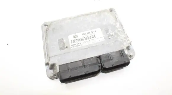 Volkswagen Polo VI Engine control unit/module 03D906033F 5WP4029803