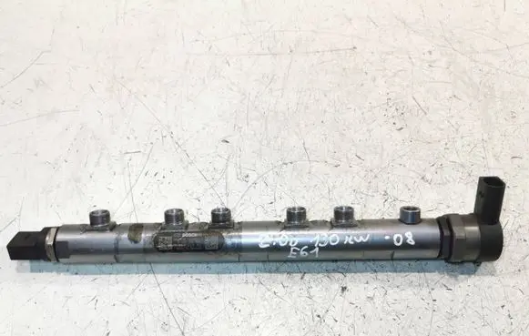 BMW 5 E60 E61 Fuel main line pipe 7809129 000302L5 0445214184