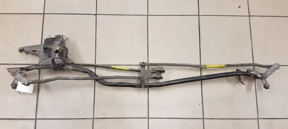 Opel Sintra Front wiper linkage and motor 10405896