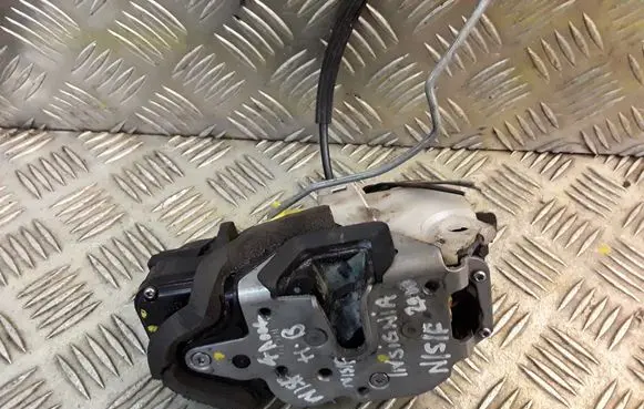 Opel Insignia A Coupe door lock (next to the handle) 13503781