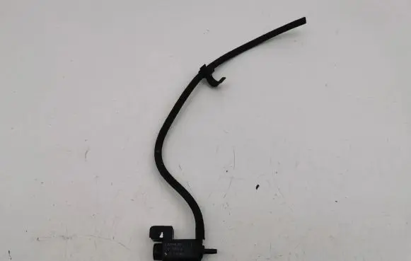 BMW 5 F10 F11 Valve vacuum 7810831