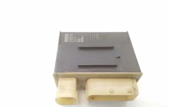 Peugeot 5008 Glow plug pre-heat relay 9662570880