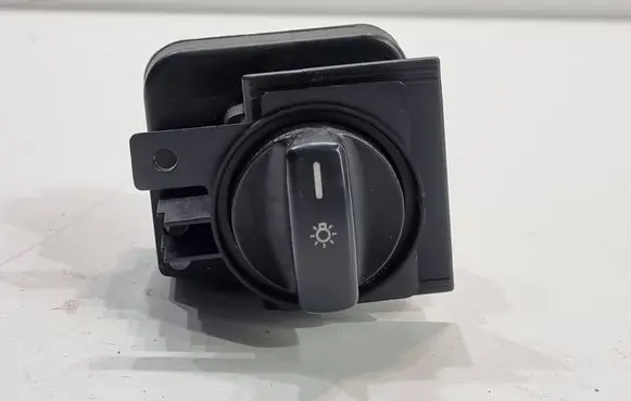Mercedes-Benz A W169 Light switch 1695452704