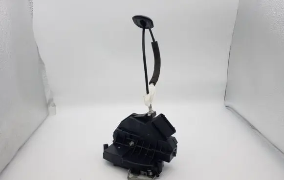 Ford Fusion II Front door lock AE8A5421812BH