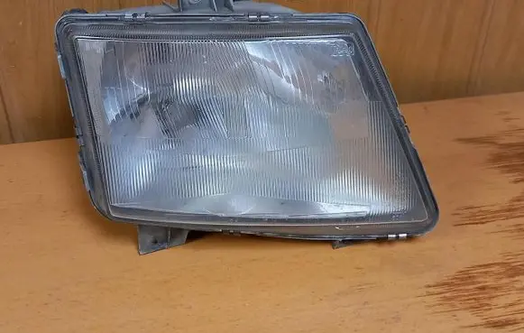 Mercedes-Benz Vito Viano W638 Headlight/headlamp 