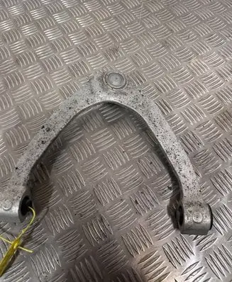 Infiniti Q50 Front upper control arm/wishbone 
