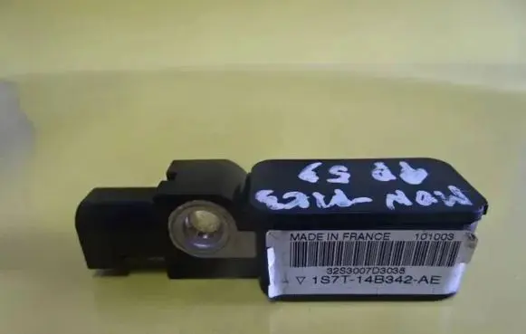 Ford Mondeo MK II Airbag deployment crash/impact sensor 1S7T14B342AE
