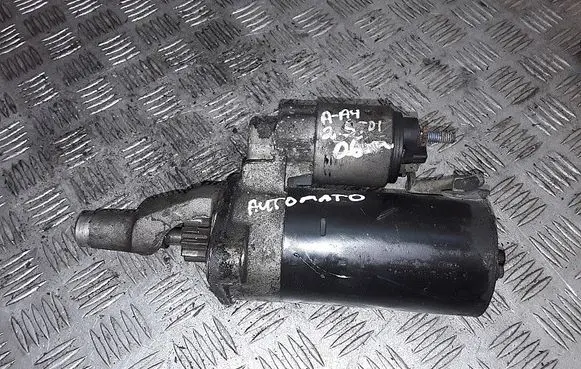 Audi A4 S4 B7 8E 8H Starter motor 059911023