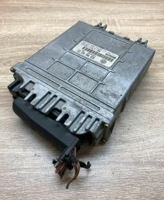 Volkswagen Sharan Engine control unit/module ECU 028906021ES 0281001531 Used