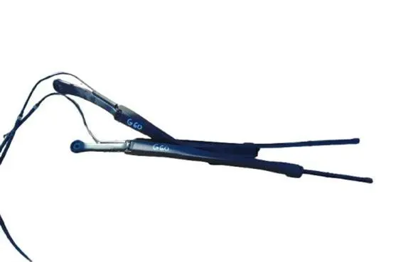BMW 5 G60 Front wiper blade arm