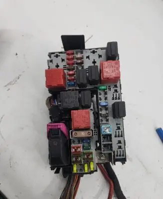 Opel Meriva B Fuse box set 13292736
