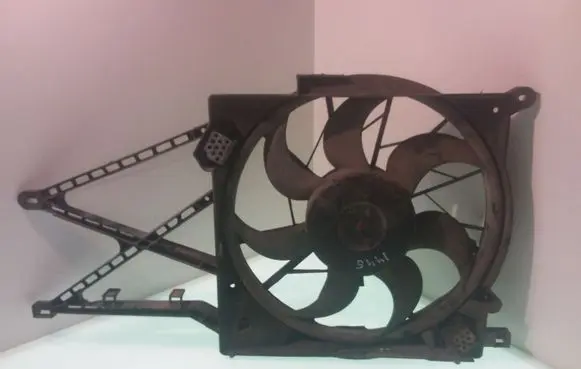 Opel Astra G Radiator cooling fan shroud 3135103391