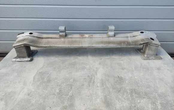 BMW Z4 E89 Rear bumper cross member 7210766 51127210766