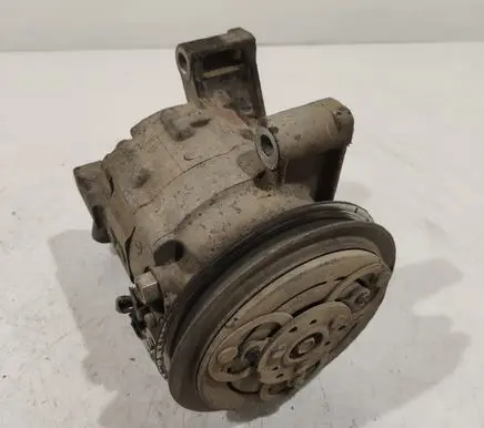 Nissan X-Trail T30 Air conditioning (A/C) compressor (pump) 506021 92600