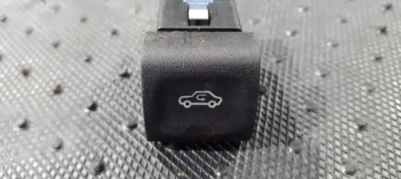 Opel Omega B1 Interior fan control switch 90494420