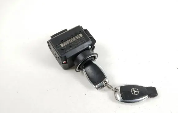 Mercedes-Benz CLS C219 Ignition lock 2115452508