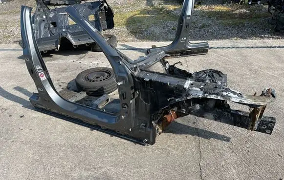 Front quarter panel
