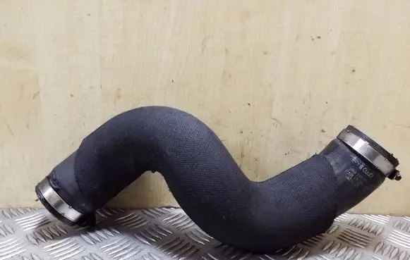 Audi Q5 SQ5 Intercooler hose/pipe 8R0145737H