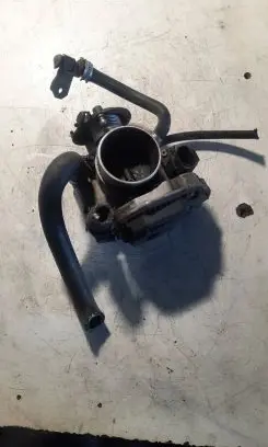 Audi A4 S4 B5 8D Throttle valve 058133063B 3C0907530A