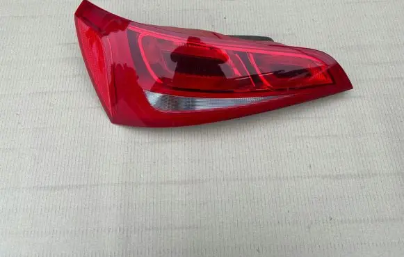 Audi Q5 SQ5 Rear/tail lights 8R0945093