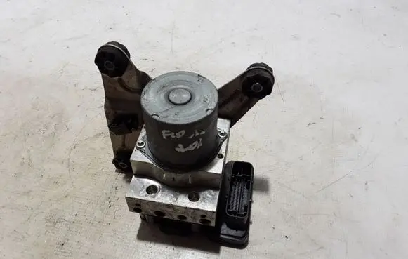 BMW 5 F10 F11 ABS Pump 6856841