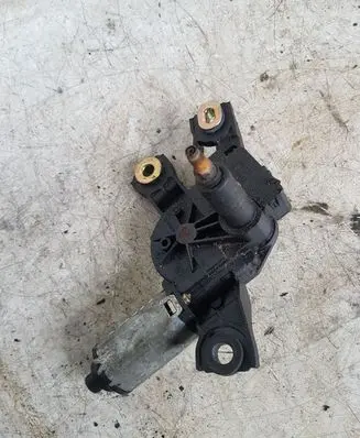 Volkswagen PASSAT B6 Rear window wiper motor 3C9955711
